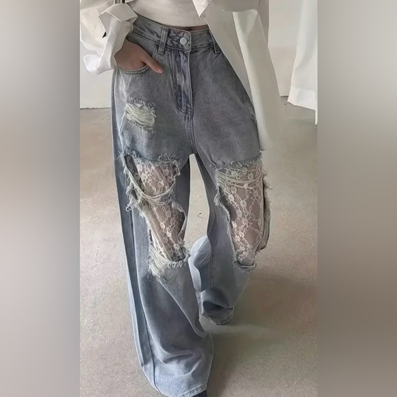 Distressed Lace Insert Gray Jeans - Picture 3 of 7